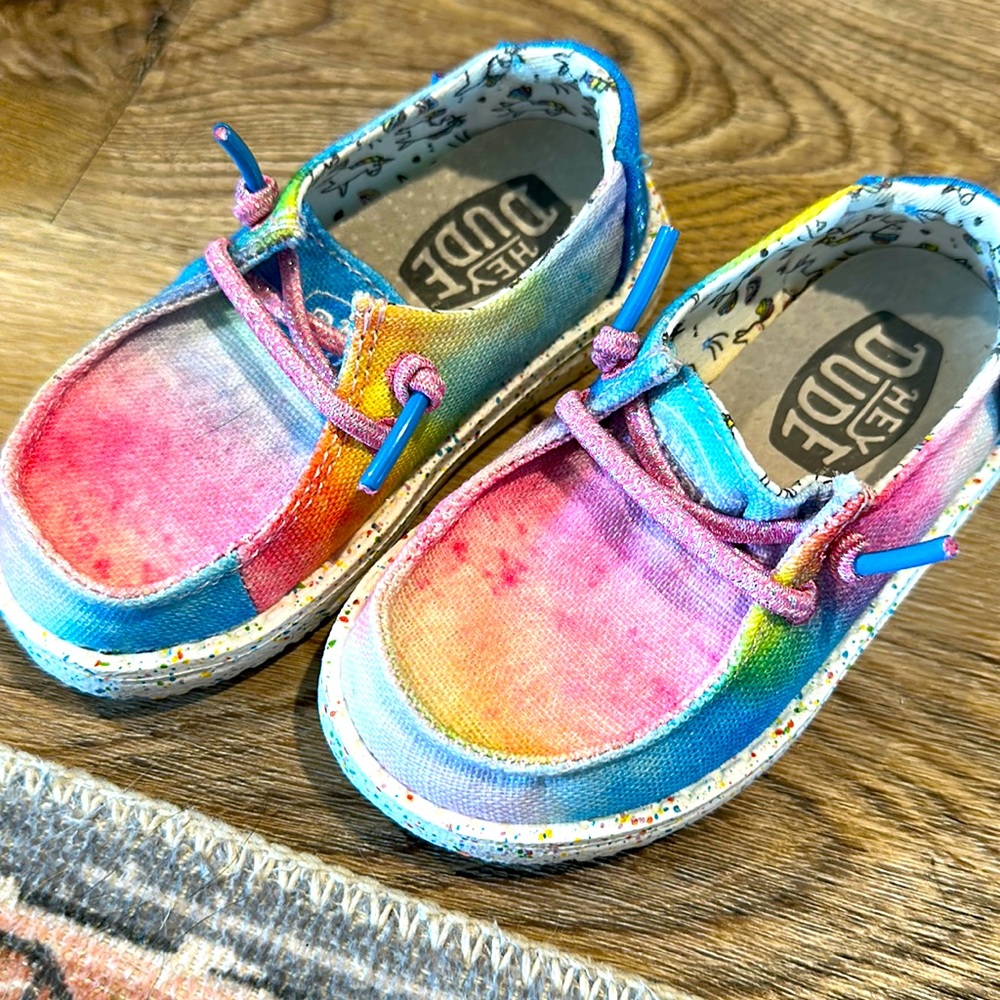 Tie dye Hey Dudes